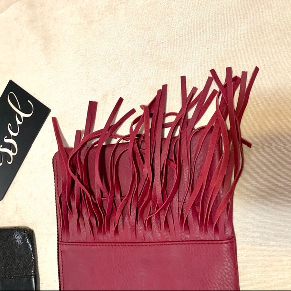 Two | ion color brilliance | flap/zip | clutches - Picture 3 of 6